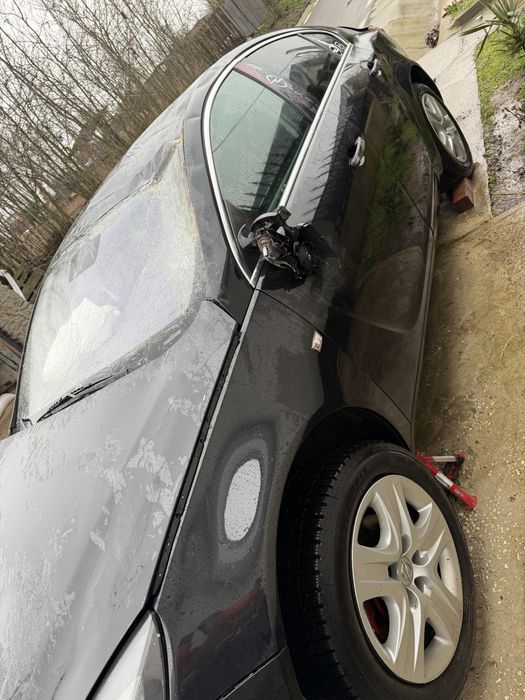 Dezmembrez opel insignia 2013