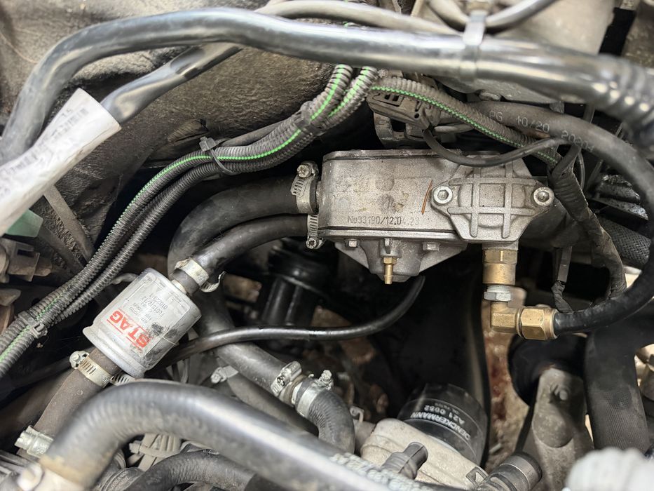 Газов инжекцион за 1.8 Т