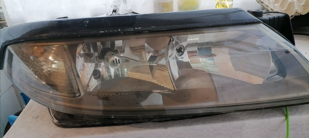 Фарове за рено лагуна 2