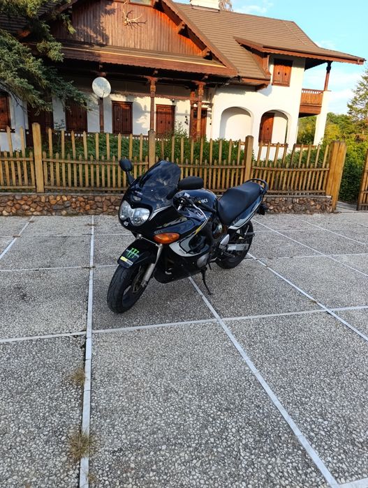 Vând Suzuki gsxf 600