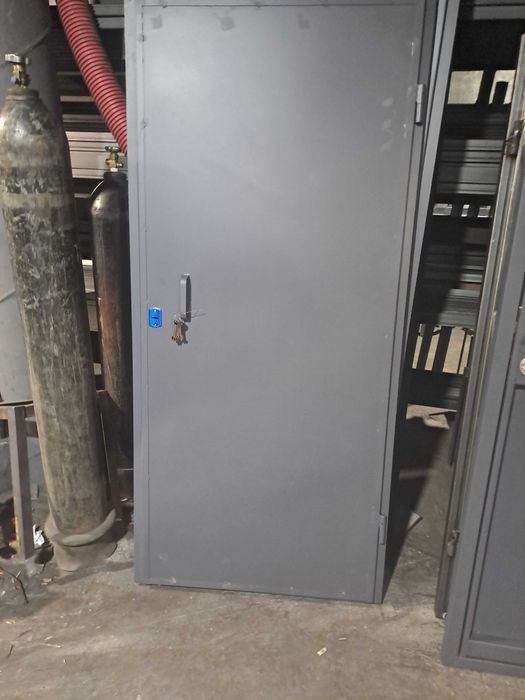 Метални врати за мазета и тавани входове,реетки