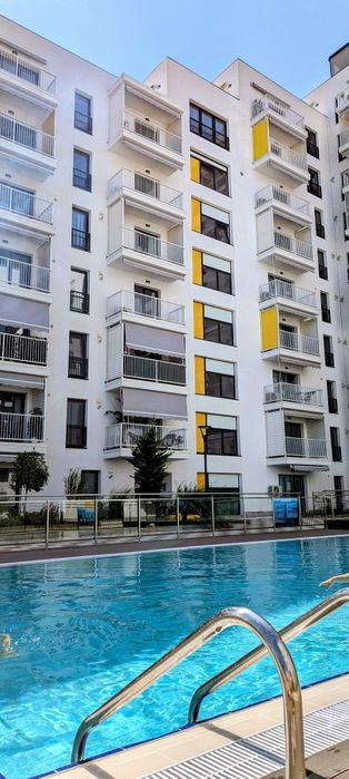 Închiriez apartament 2 camere + dressing + balcon 10mp Arbo Residence