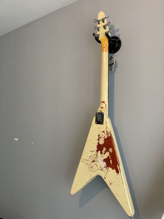 James Hetfield Flying V електрическа китара