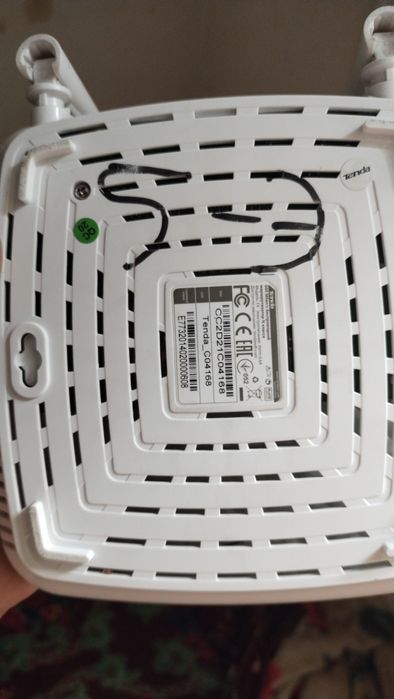 Wifi router sotiladi