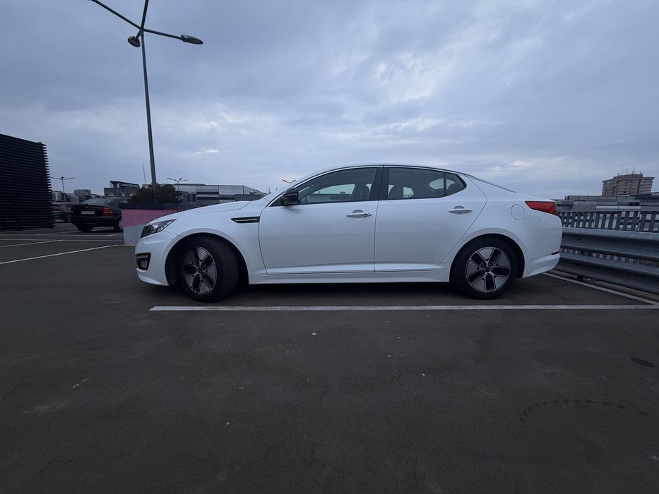 Kia Optima TF Hybrid | Full options