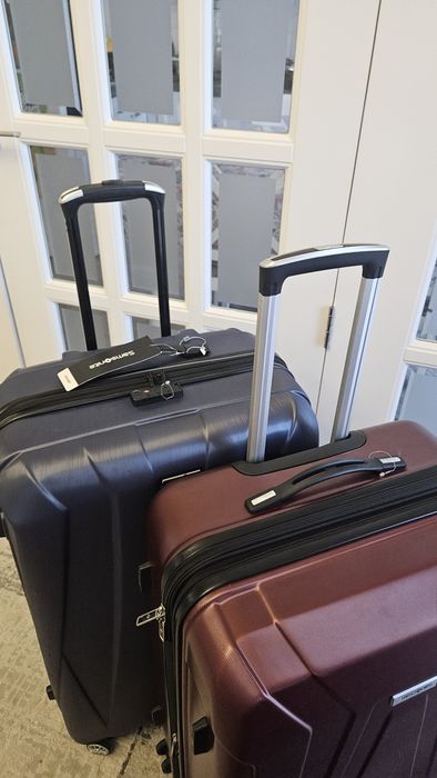 Продам чемодан Samsonite.