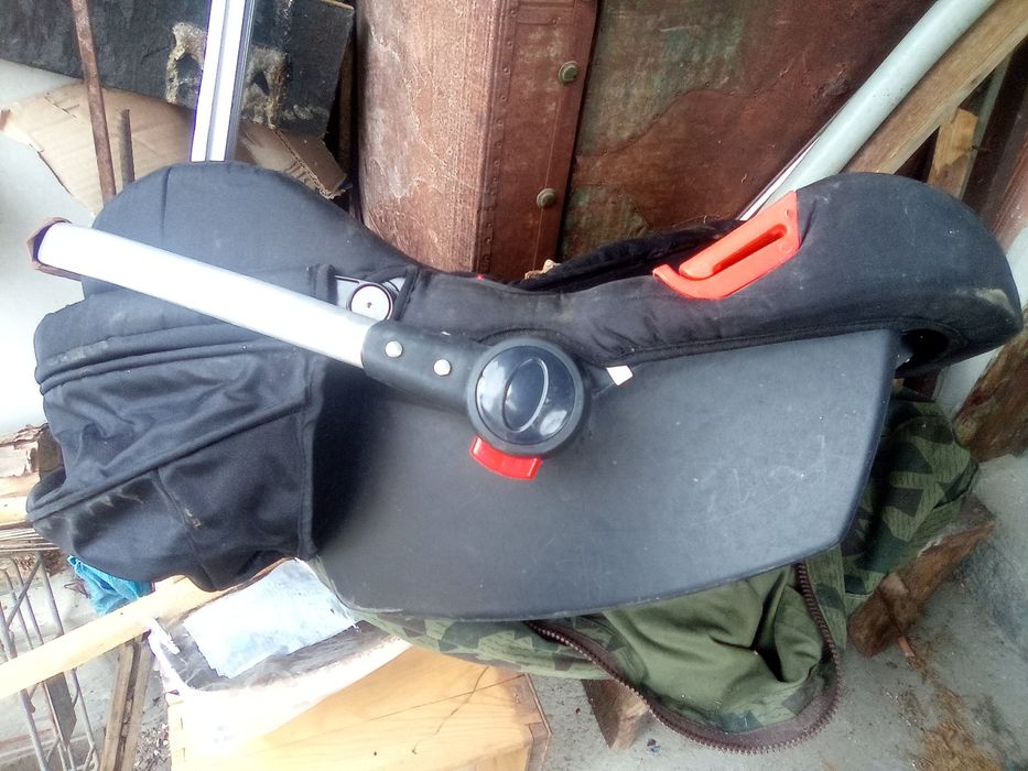 Детски стол за кола и носене, кошница