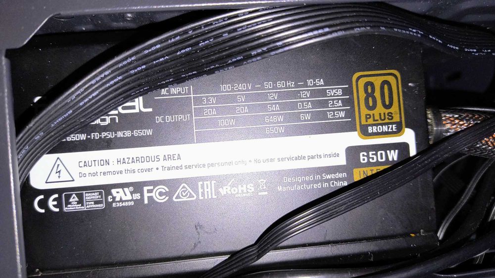 Бюджетен геймърски компютър ryzen 2200g 8GB ram Radeon rx470 4GB