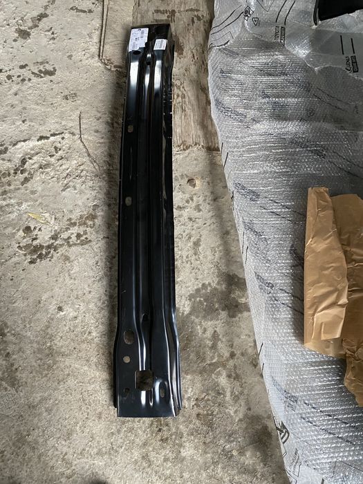 Решетка бампера на Тойота Камри 75