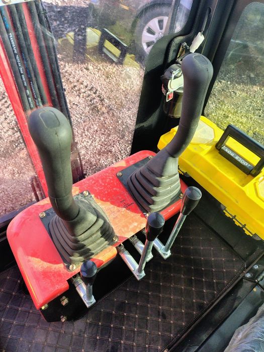 Mini Excavator NOU  IRE15