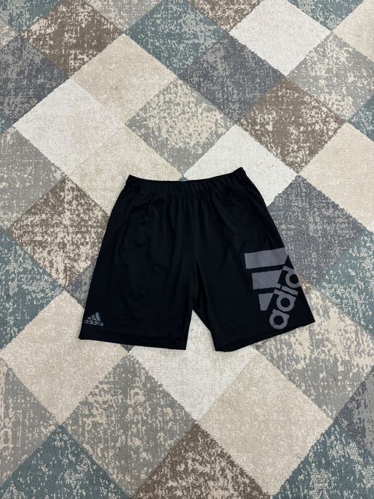 Мъжки къси гащи Adidas