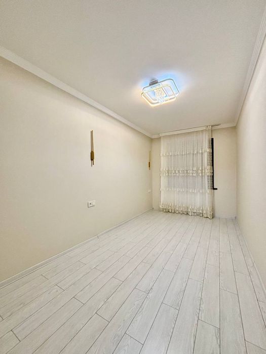 2в3/4/4 55м2 м-Ялангач , ор-р школа 187-190/ 2*6 балкон