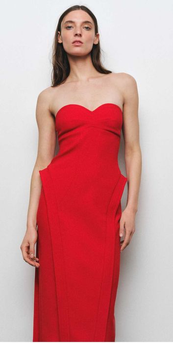 Zara рокля със сърцевидно деколте размер С