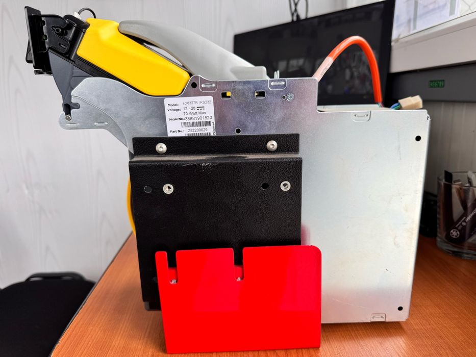 Acceptoare bancnote MEI