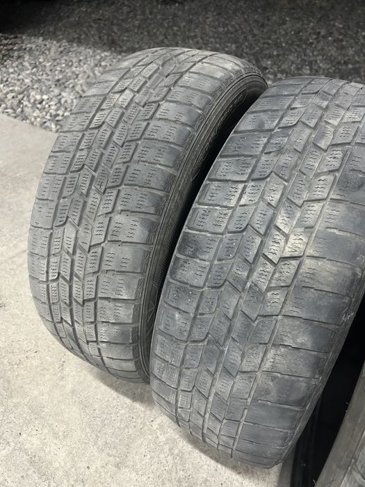Шины 215/55/17 комплект