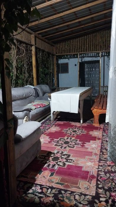 Шанхайда времянка бар екі  болмели