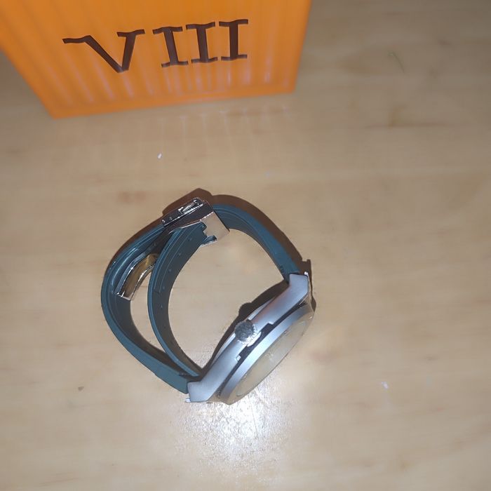 Часы мужские наручные