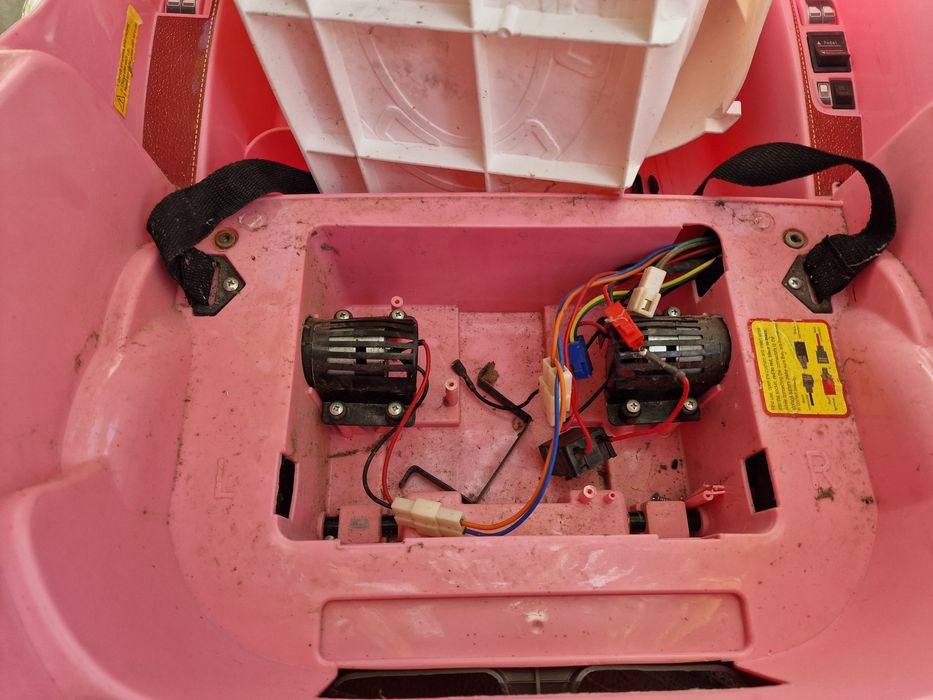 Детска кола , акумулаторна