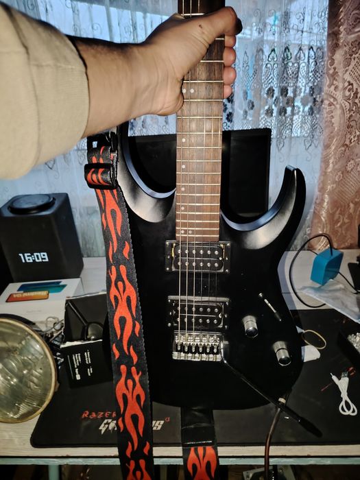 Электрогитара CORT X100