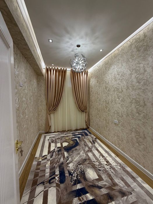 Novostroyka, Ozod Sharq