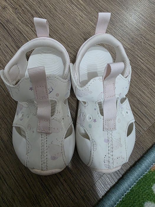 Детски сандали н.22, 23