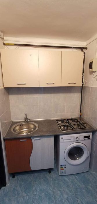 Închiriez garsoniera în Onești str republicii nr 5