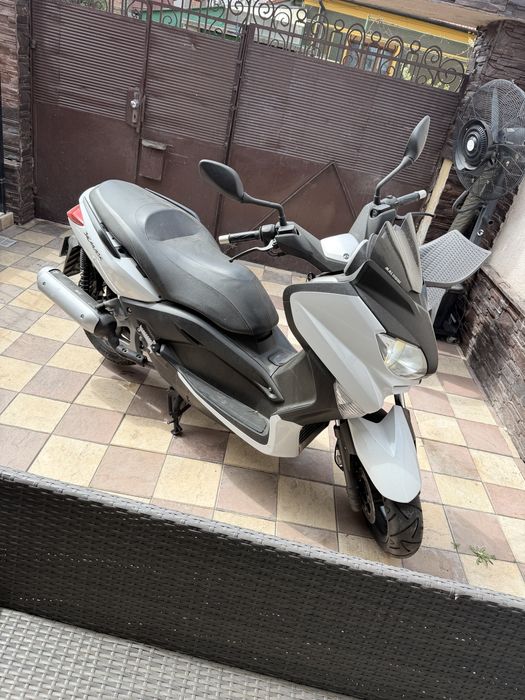 Vand scuter yamaha