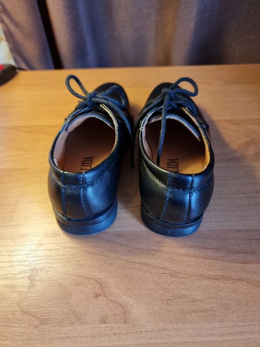 Туфли детские продам