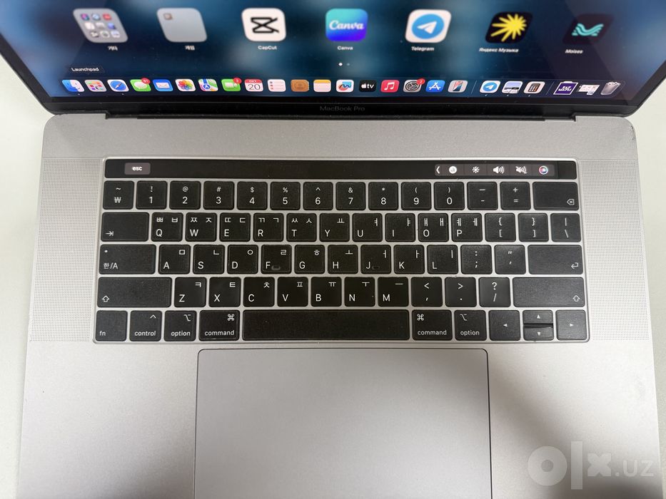 Macbook Pro 32/1TB Core - i9