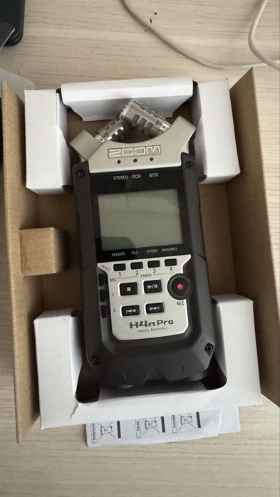 Zoom H4n pro Аудиорекордер