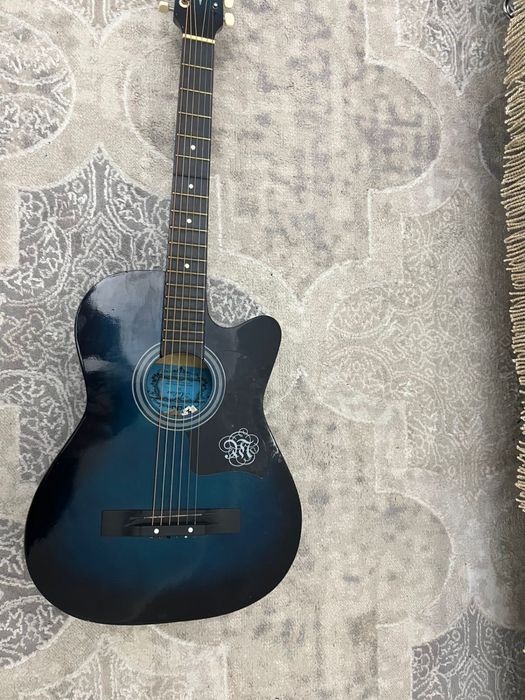 Гитара продается