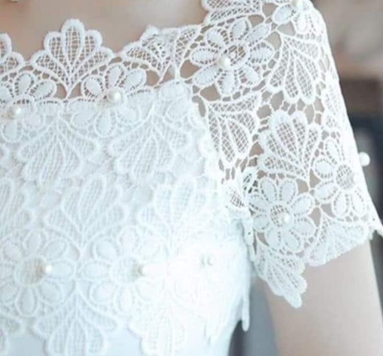 Bluza dama insertii dantela,new model