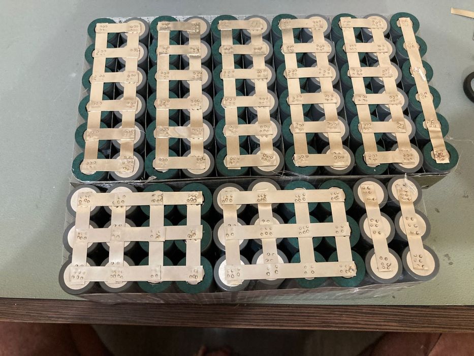 Asamblez baterii li-ion pe comanda