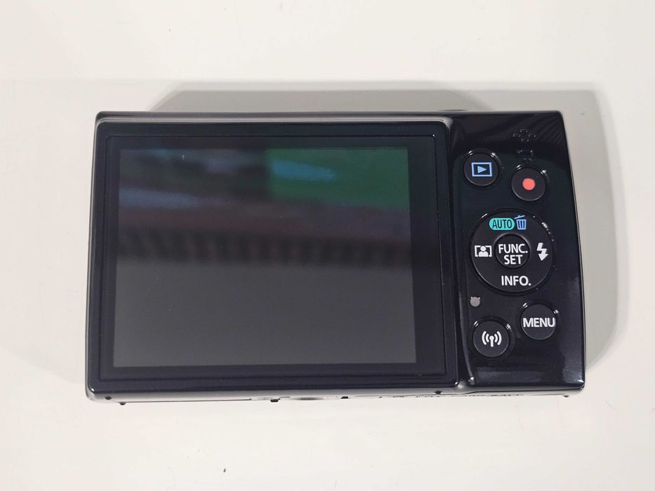 Y2K Aparat foto digital compact  Canon Ixus 180 20MP 10x Zoom ca nou