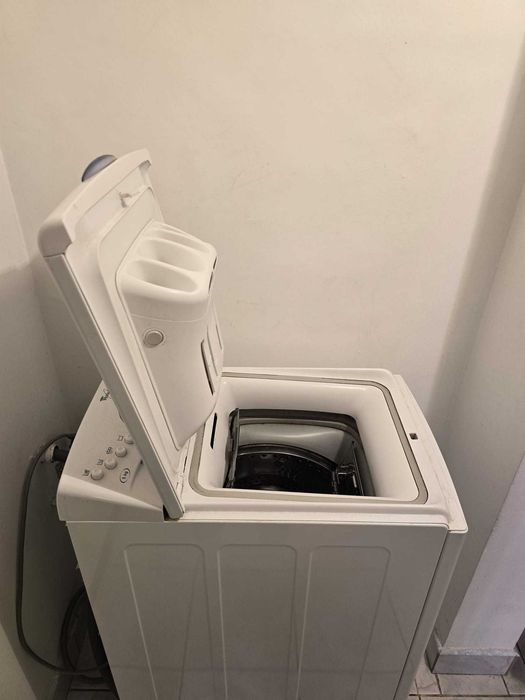 De inchiriat apartament cu o camera
