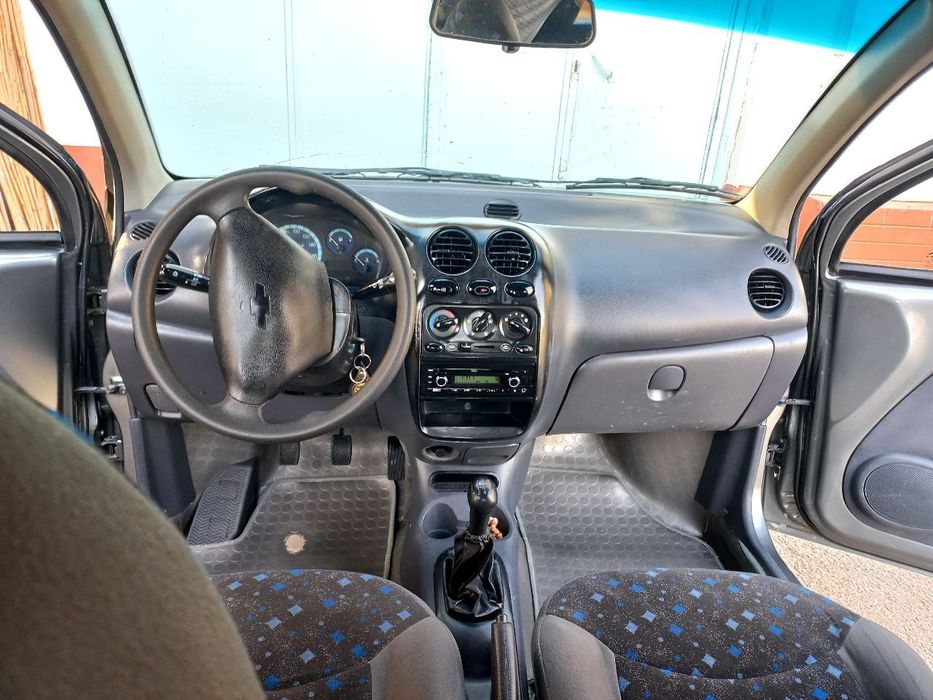 йили - 2014
пробеги - 88 минг 
Краска ўнг томон
Фақат бензинда юрган
т