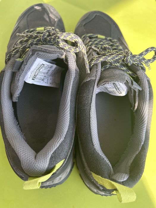 Мъжки непромокаеми обувки за планински преходи mh500, сиви