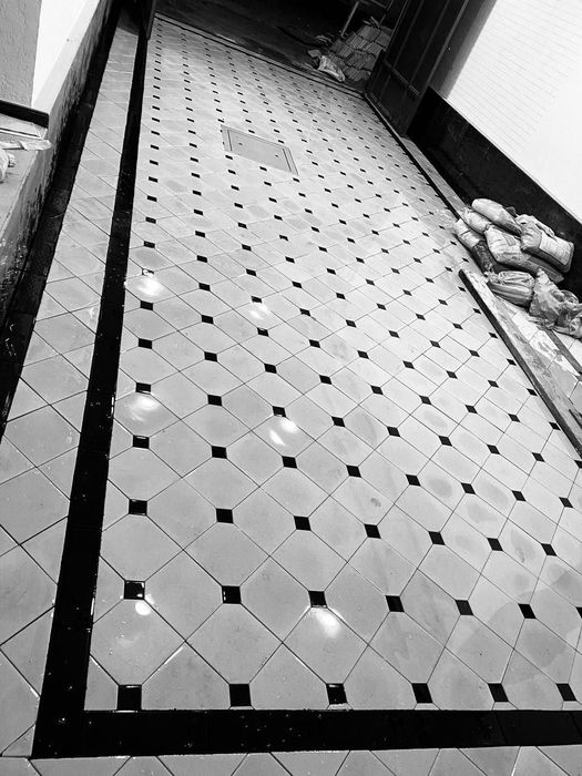 Bruschatka Kafel sokil zina