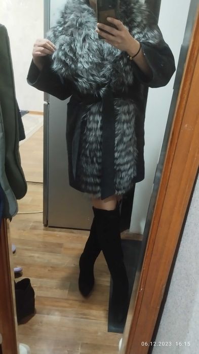 Зимнее пальто с мехом