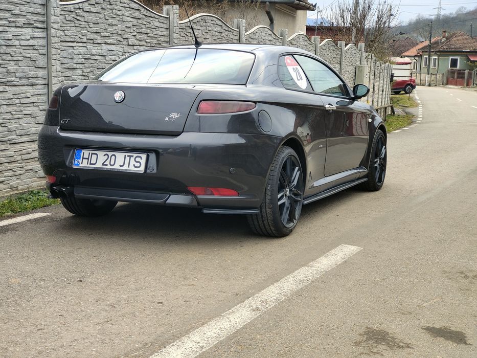 Alfa Romeo GT 2.0 JTS