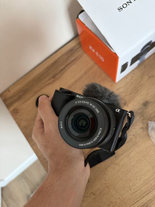 Фотокамера SONY ZV-e10 + kit 16-50mm