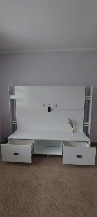 Шкаф стенка под телевизор