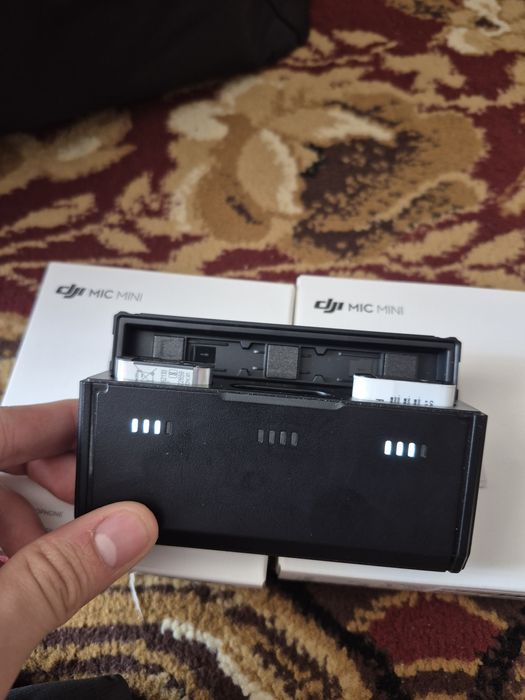 Baterii camera sony zv 1 cu incarcator inclus