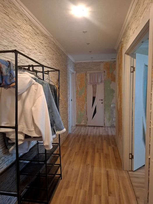 Продам 3-х комн по ул. Ауэзова, 77