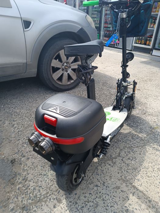 Електрически скутер Rollectro