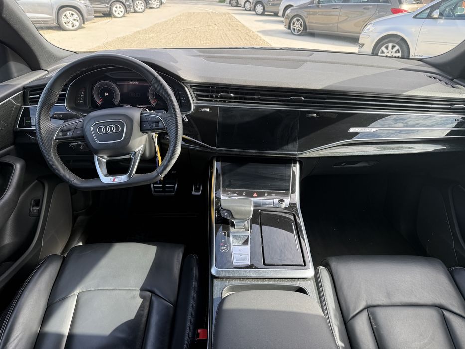 Audi Q8 Quattro Sline