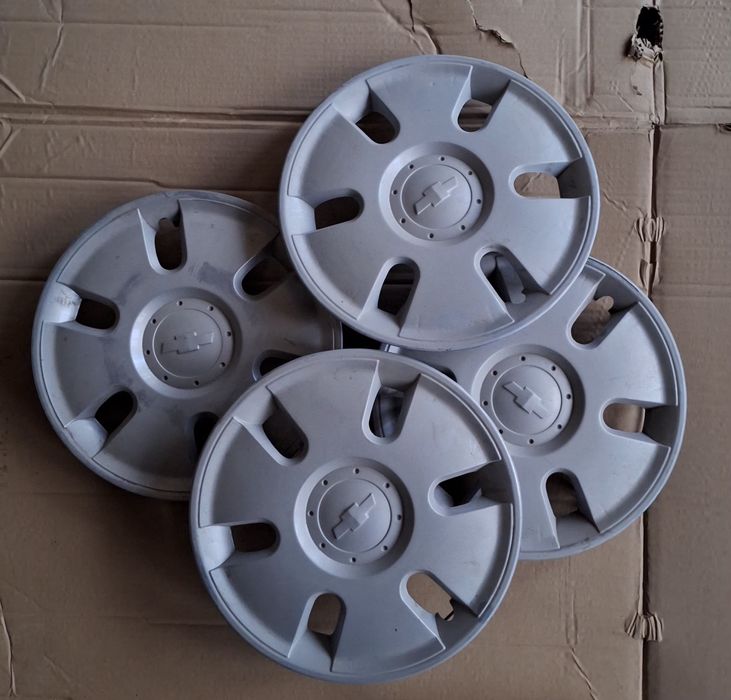 Дамас, тико  колпак-сотилади. Холати янги.