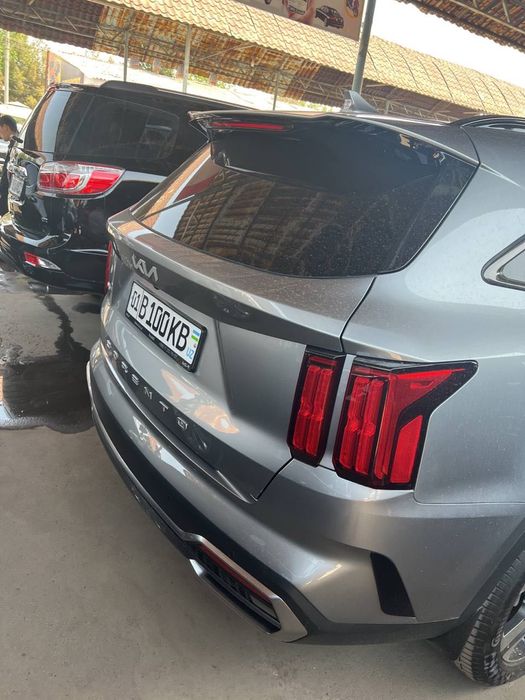 Kia sorento limited  black edition