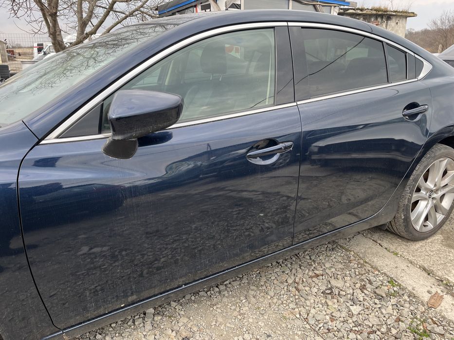 врата Mazda 6