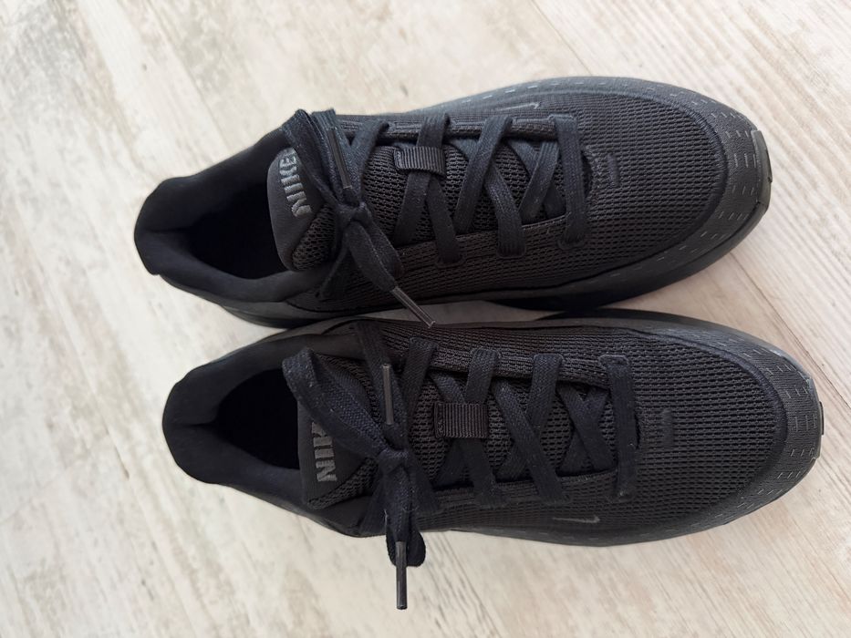 Дамски маратонки Nike